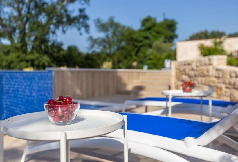 Villa Roko With Pool And Sauna