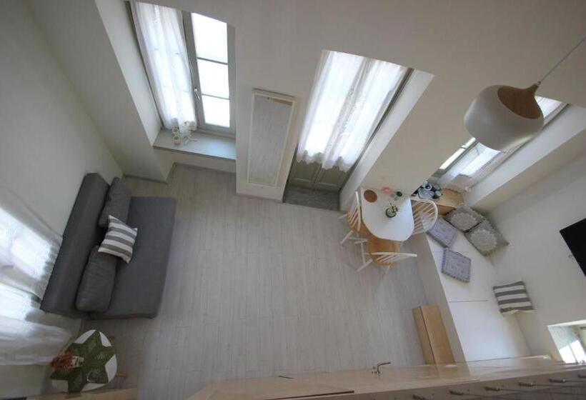 تختخواب و صبحانه L Anima Boutique Suites