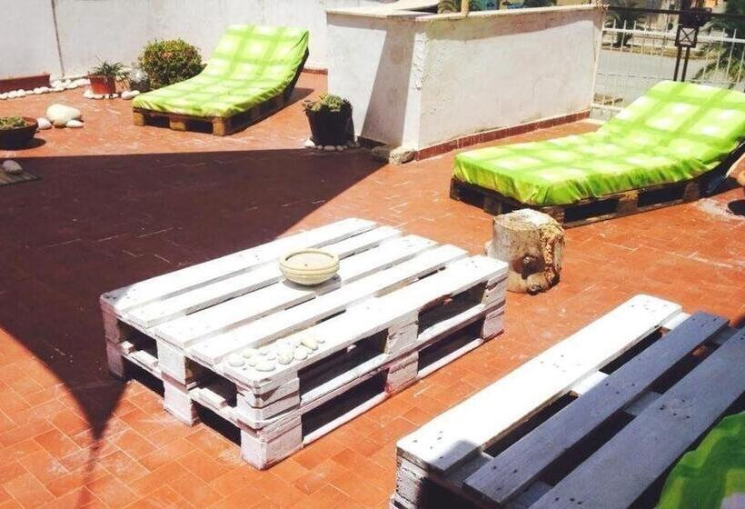 ベッドアンドブレックファースト La Terrazza Sul Mar Mediterraneo