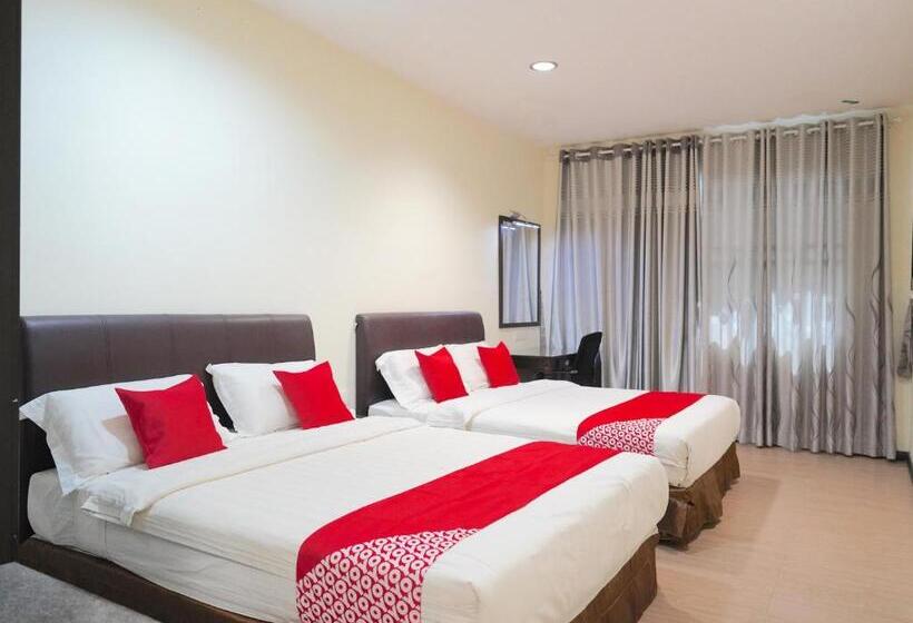 هتل Utama Inn By Oyo Rooms