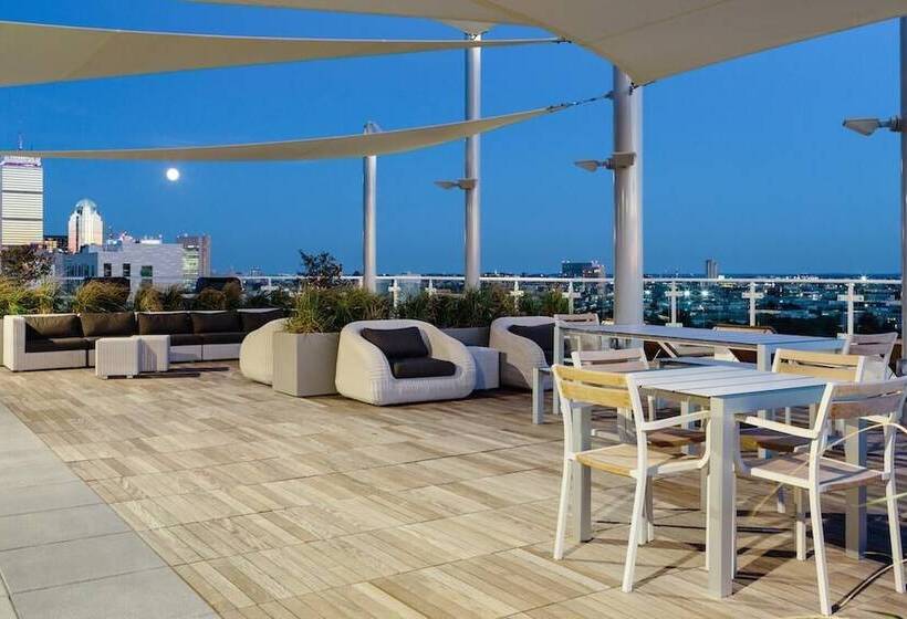 Luxurious 1bd/1ba Penthouse In Fenway   1t