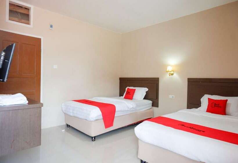 펜션 Reddoorz Plus At Hotel Srikandi Kendari