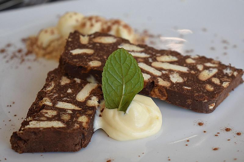 בית מלון כפרי Athenian Montaza