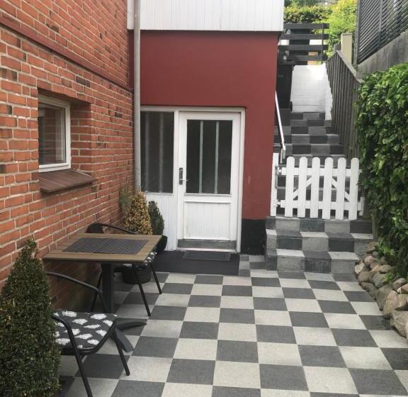 هتل Guesthouse Trabjerg