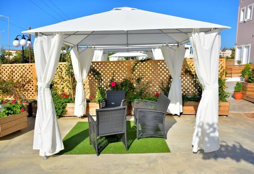 Luxury Suites In Stavromenos