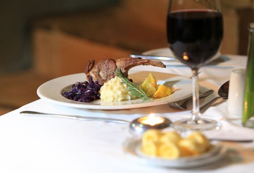 فندق Isandlwana Lodge