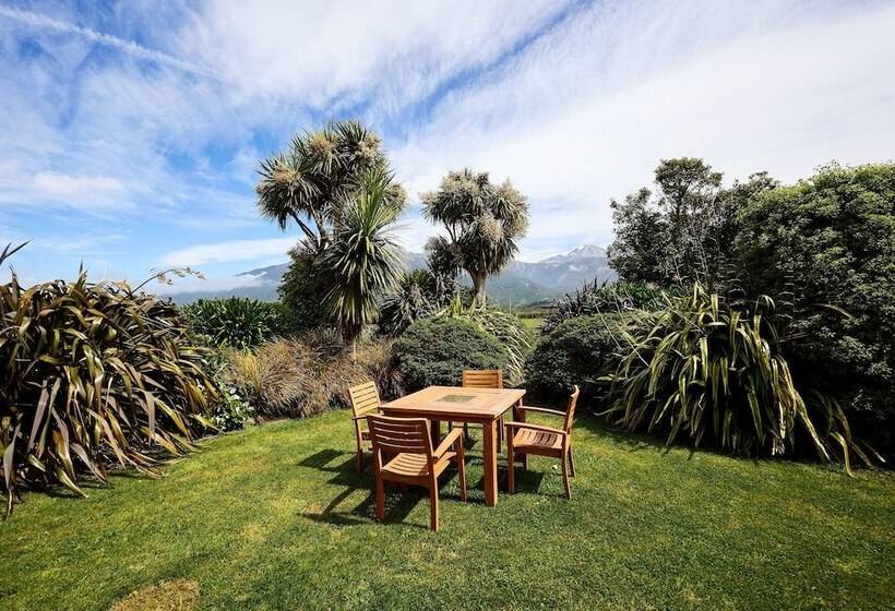 هتل Awatea Country Bed & Breakfast