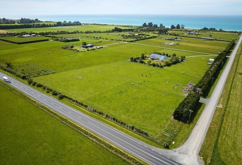 هتل Awatea Country Bed & Breakfast