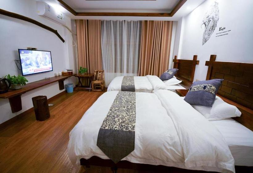 بنسيون Floral  · Spring Guesthouse Zhangjiajie