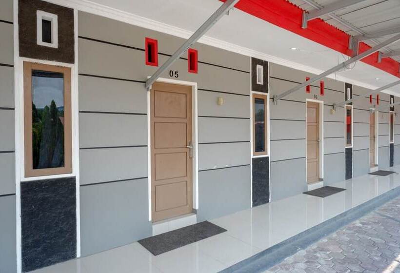Pension Koolkost Near Rs Samaritan Palu