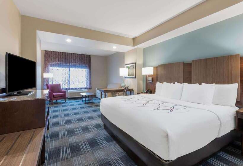 هتل La Quinta By Wyndham Aberdeen Apg