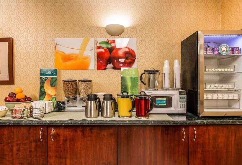 호텔 Quality Inn Near China Lake Naval Station