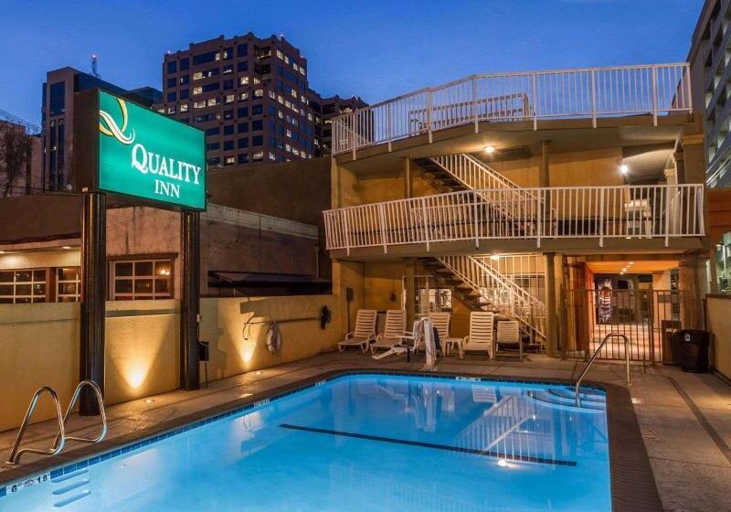 فندق Quality Inn Sacramento Convention Center