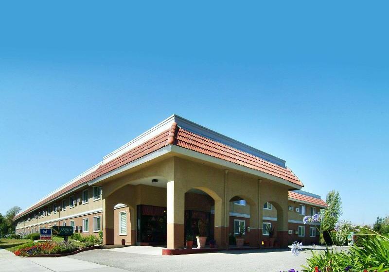 בית מלון כפרי Quality Inn Santa Clara Convention Center