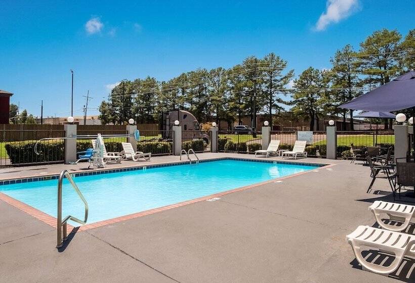 Отель Quality Inn Southaven Memphis South