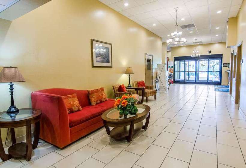 호텔 Quality Inn & Suites Lexington Near I 64 And I 81