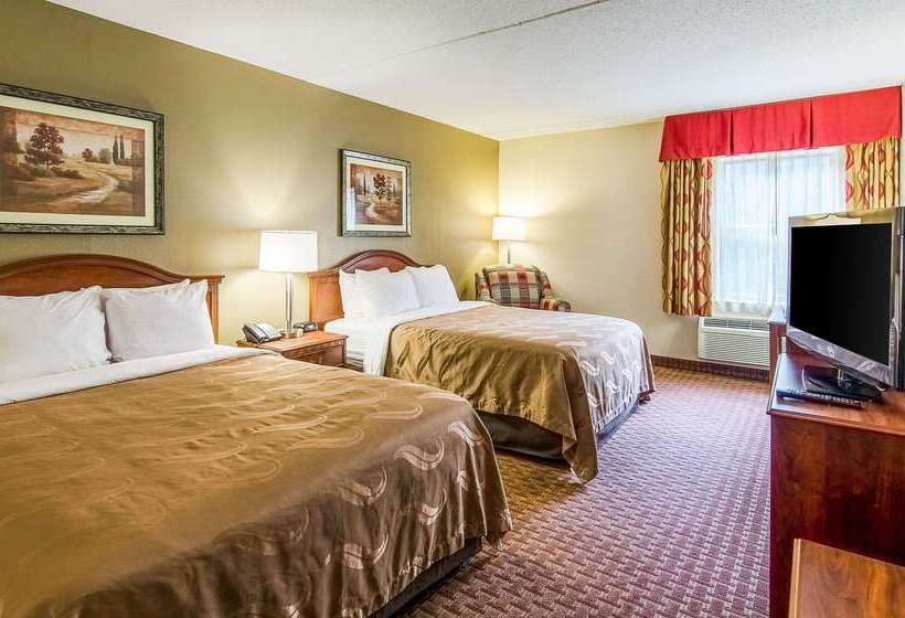 호텔 Quality Inn & Suites Lexington Near I 64 And I 81