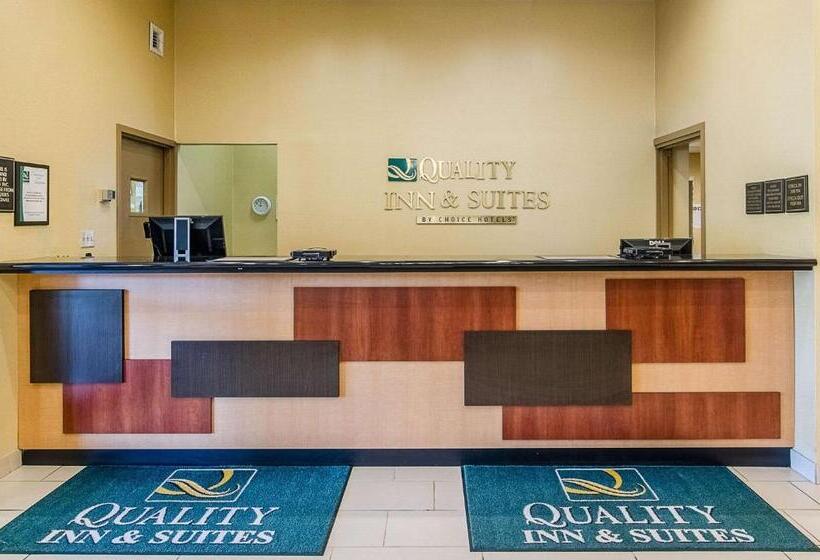 호텔 Quality Inn & Suites Lexington Near I 64 And I 81