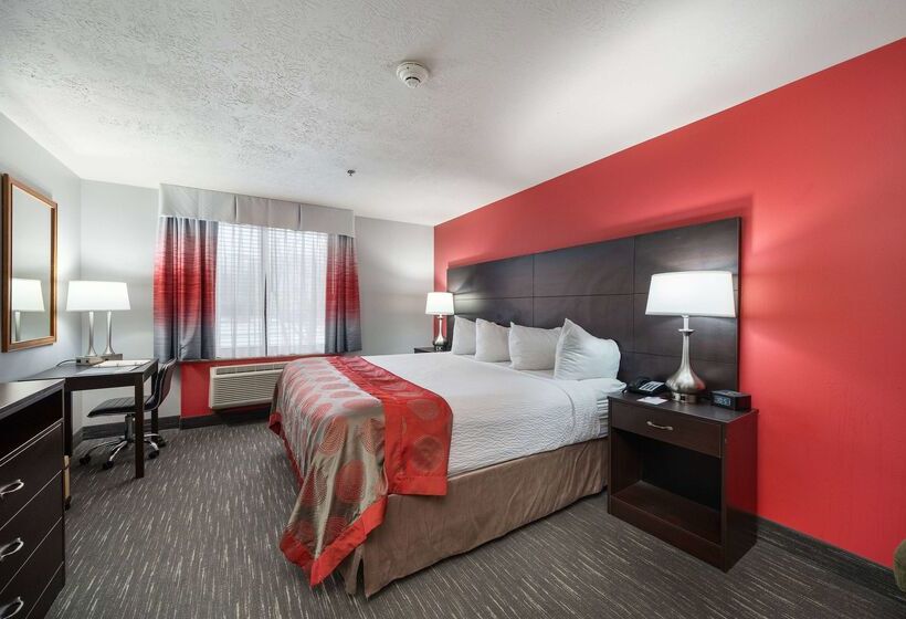 هتل Ramada By Wyndham Sioux Falls Airport Waterpark Resort & Event Center