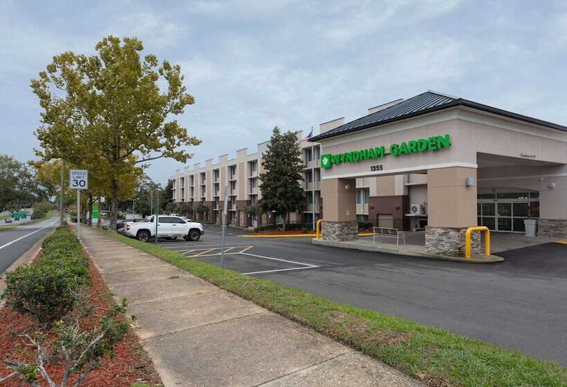 בית מלון כפרי Wyndham Garden Tallahassee Capitol Near Fsu