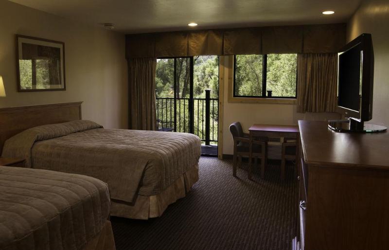 Rabbit Ears Motel