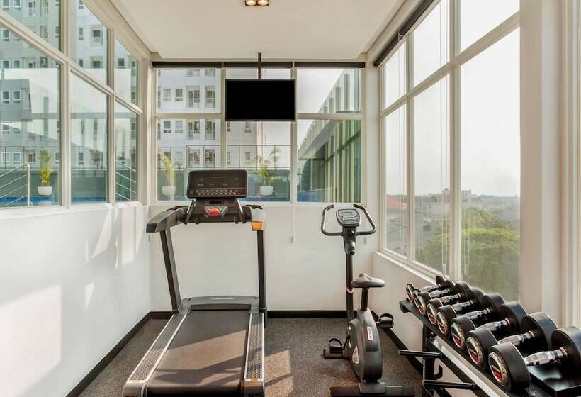 هتل Ibis Styles Bekasi Jatibening