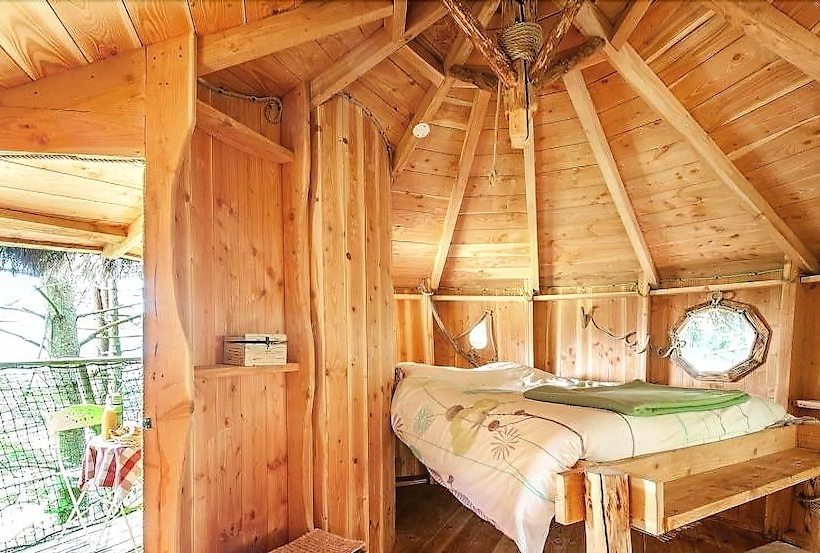 住宿加早餐  Cabanes Et Yourtes De La Vallée De L Ance