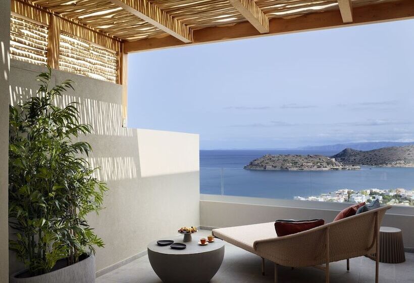 هتل Cayo Exclusive Resort & Spa
