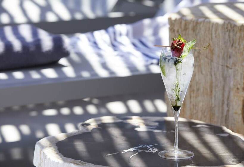 هتل Cayo Exclusive Resort & Spa