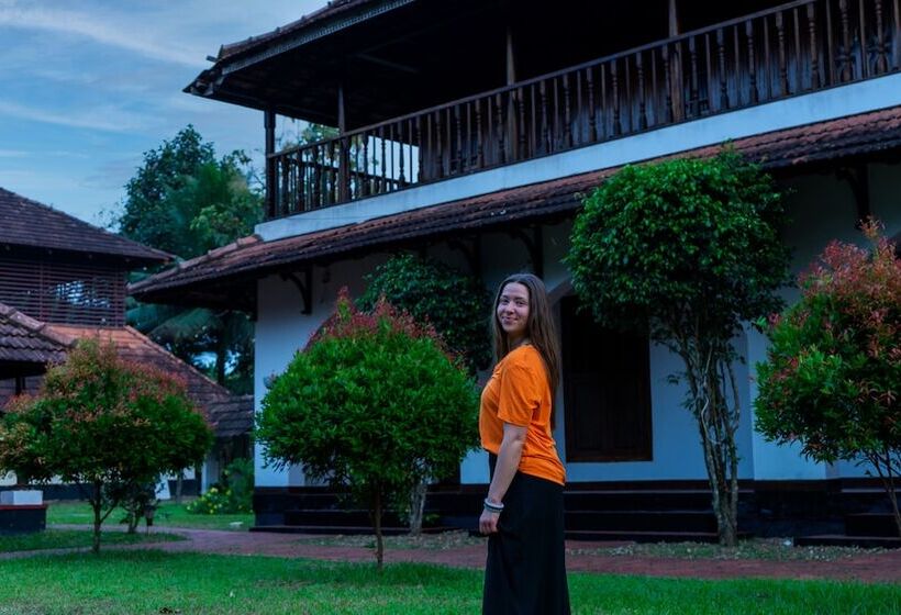 فندق Kumarakom Heritage