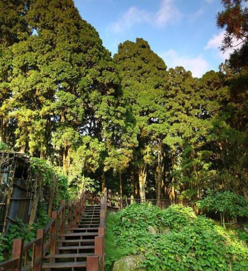 هتل Yeashow Villa