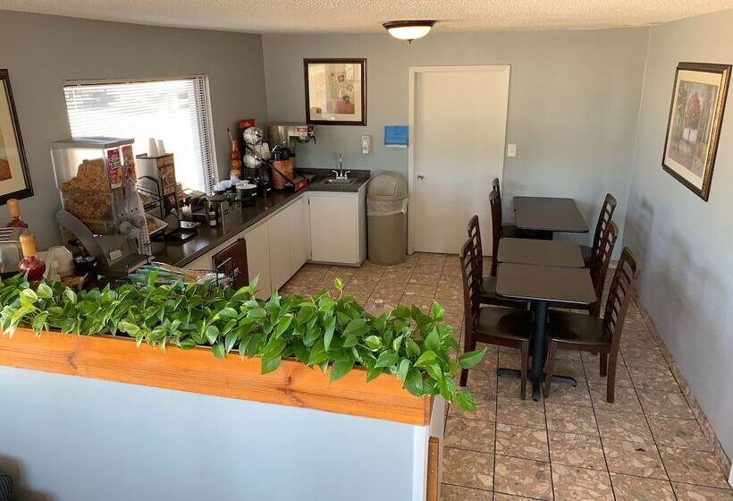 فندق Americas Best Value Inn Meridian