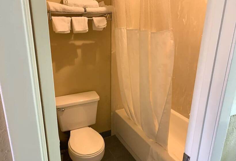 فندق Americas Best Value Inn Meridian