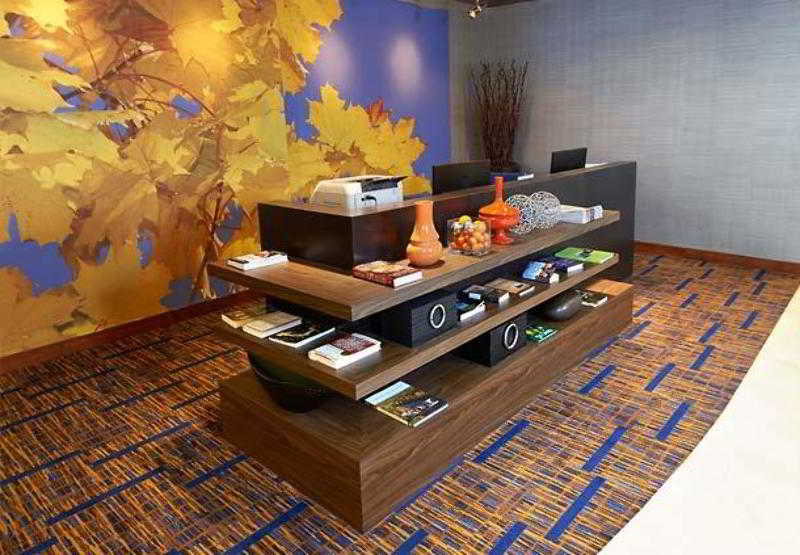 ホテル Courtyard Shelton