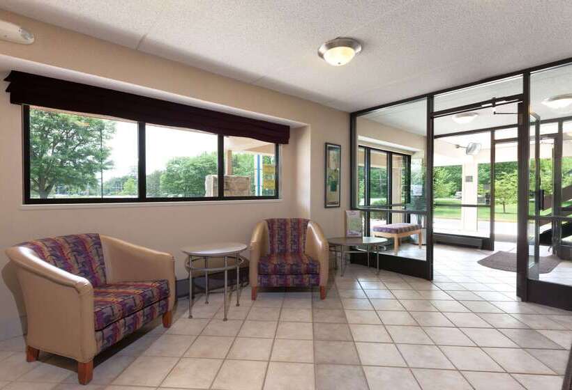 فندق Days Inn By Wyndham Monmouth Junction S Brunswick Princeton