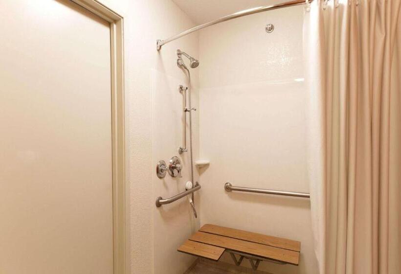 فندق Days Inn By Wyndham Monmouth Junction S Brunswick Princeton