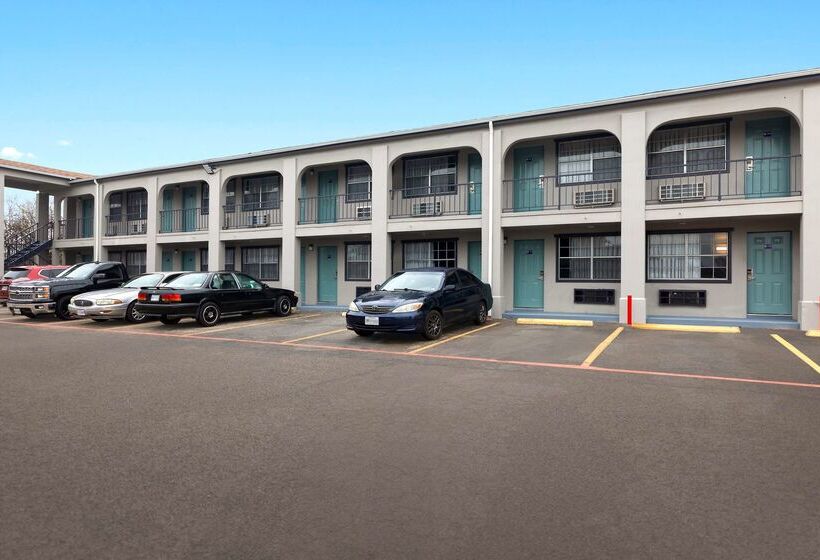 호텔 Knights Inn   Belton/temple