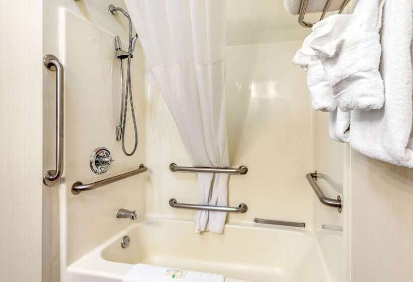 فندق Quality Inn & Suites University Fort Collins