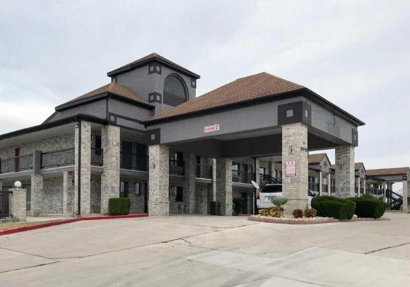 ホテル Quality Inn I 10 East Near Frost Bank Center