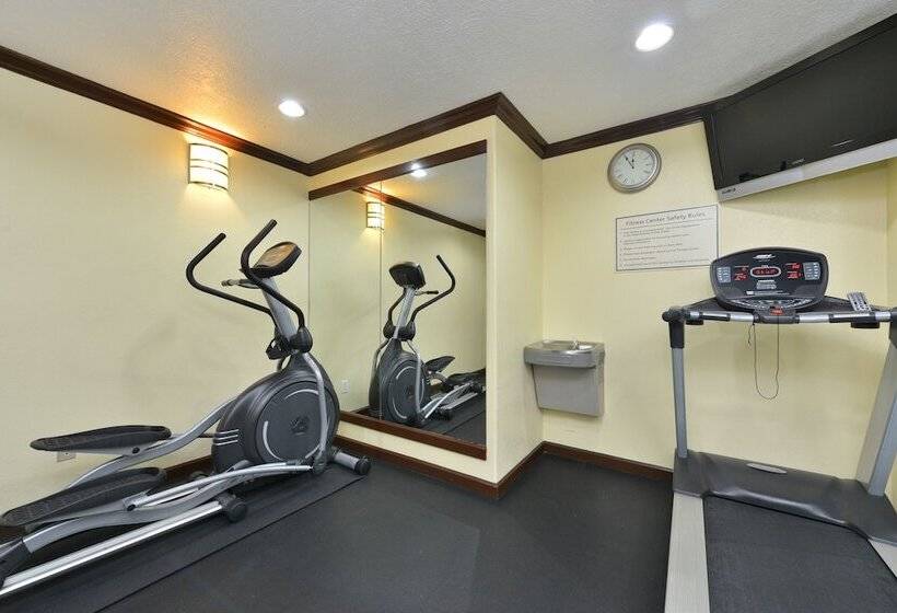 هتل Quality Inn San Diego I 5 Naval Base