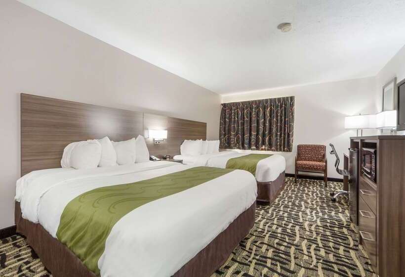 هتل Quality Inn & Suites West Omaha   Ne Linclon
