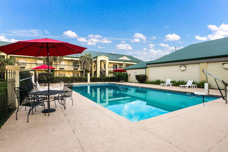 فندق Quality Inn & Suites Near Lake Eufaula