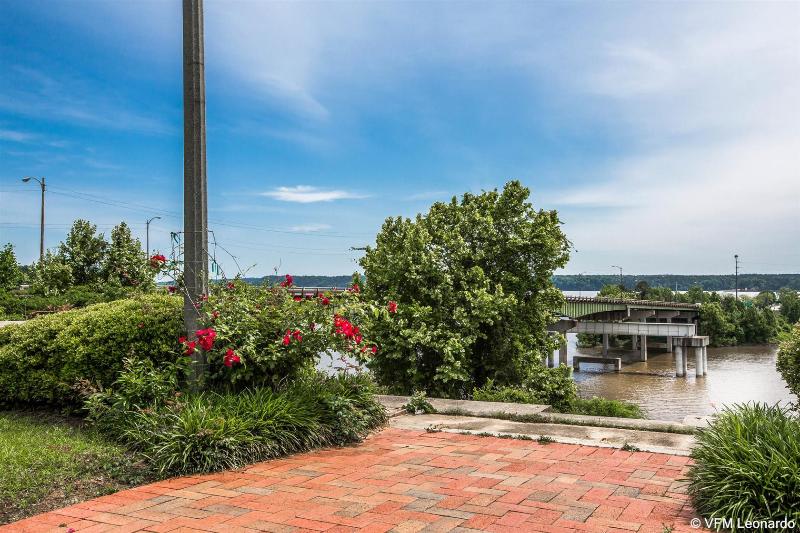 فندق Quality Inn & Suites Near Lake Eufaula
