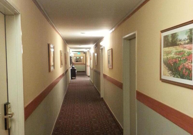 فندق Ramada By Wyndham Los Angeles/wilshire Center