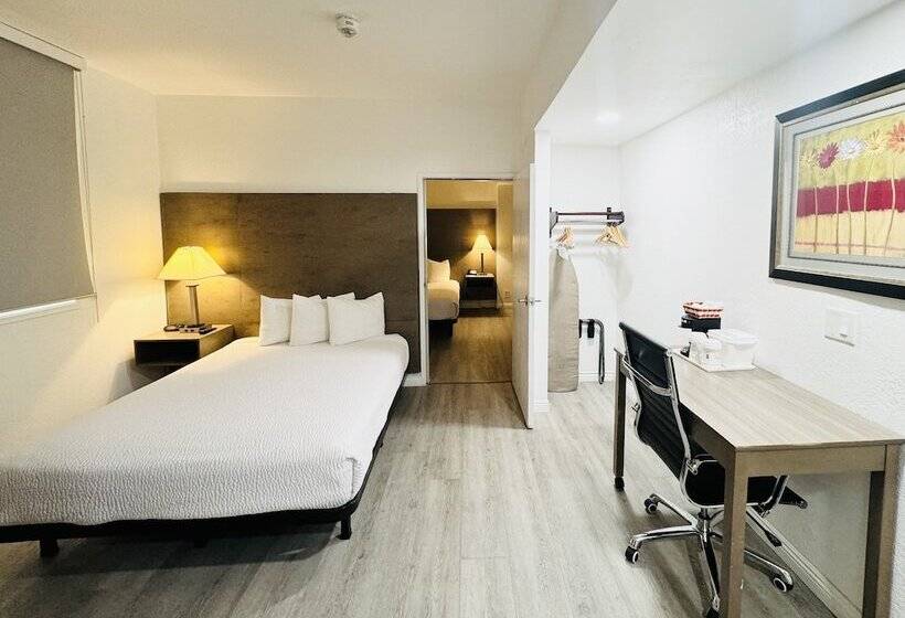 هتل Ramada By Wyndham San Diego Airport