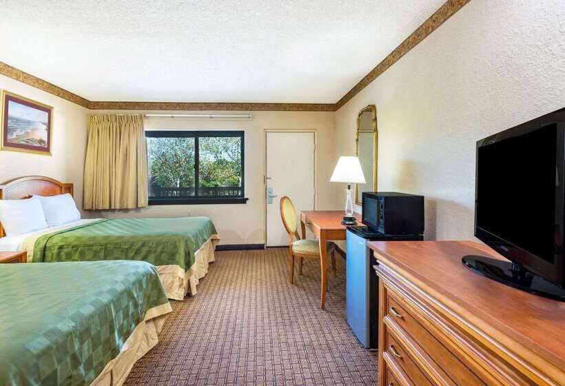 فندق Ramada By Wyndham West Atlantic City