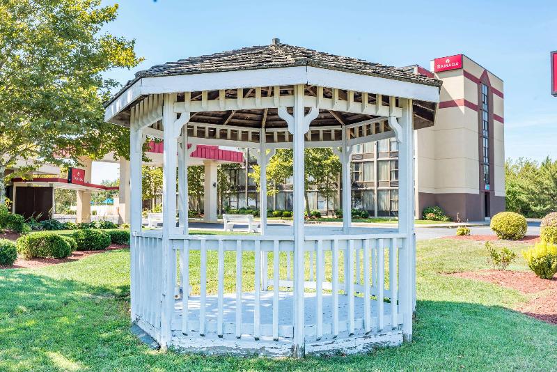 فندق Ramada By Wyndham West Atlantic City