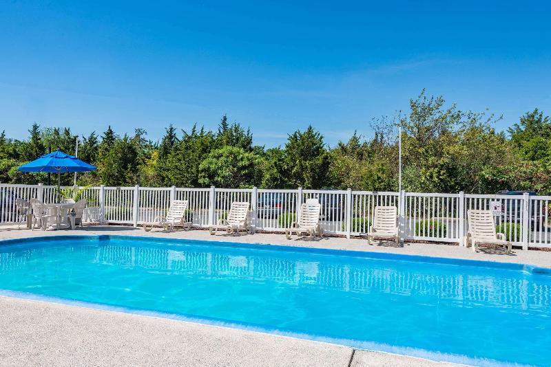 فندق Ramada By Wyndham West Atlantic City