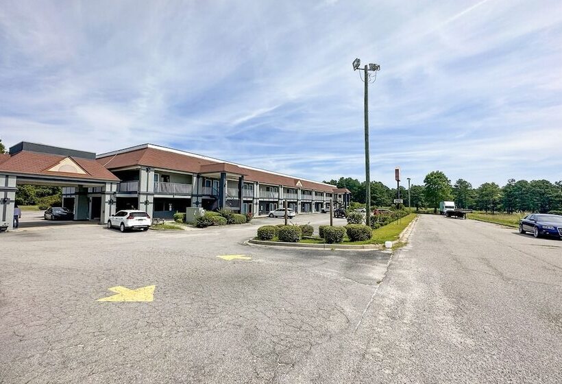 ホテル Executive Inn Ridgeway I 77