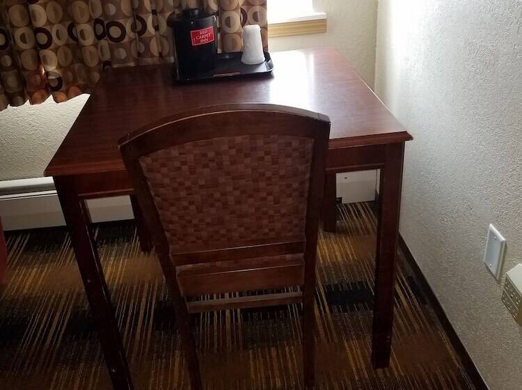 هتل Red Carpet Inn Rochester